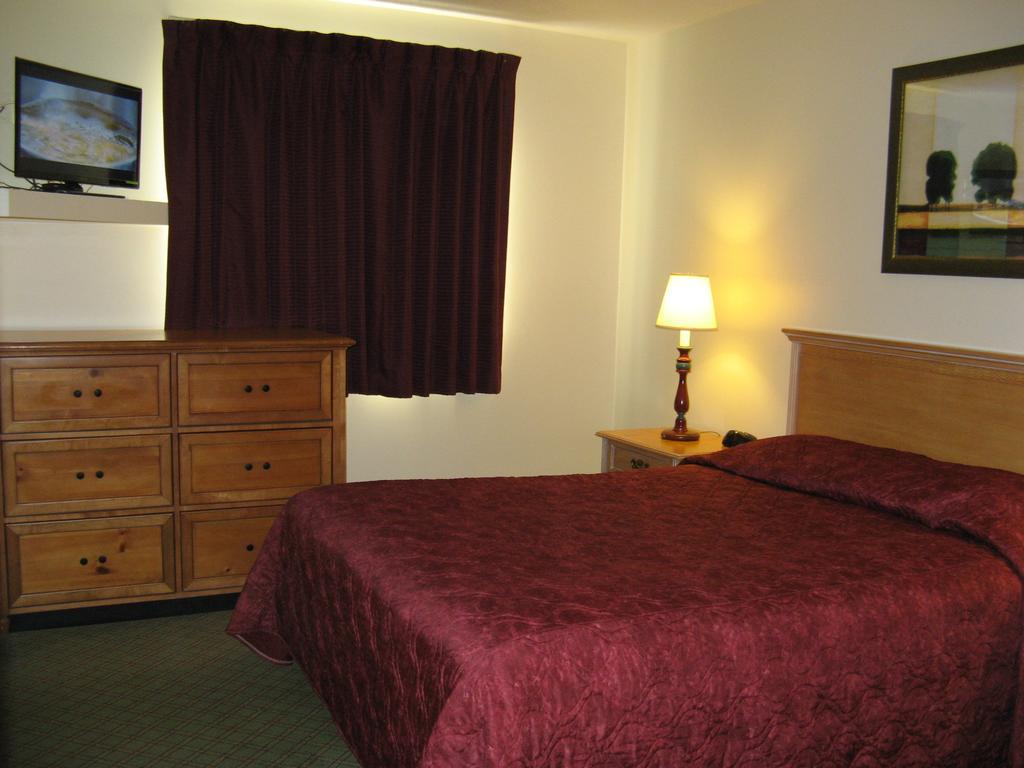 Handys Extended Stay Suites Colchester Zimmer foto